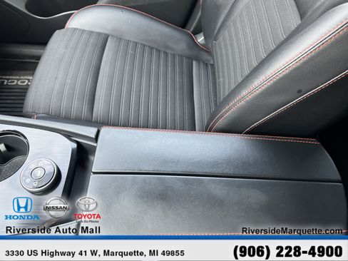 Used 2025 Nissan Rogue SV AWD/4WD image 20