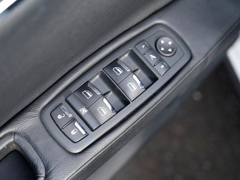 Used 2018 Maserati Quattroporte S image 28