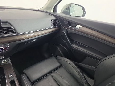 Certified 2023 Audi Q5 2.0T Premium Plus AWD/4WD image 37