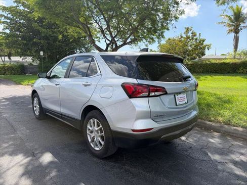 Used 2022 Chevrolet Equinox LT FWD image 4