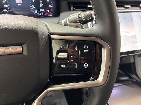 Used 2025 Land Rover Discovery Sport S AWD/4WD image 28