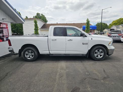 Used 2016 RAM 1500 Classic SLT RWD image 13