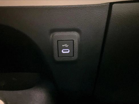 Used 2026 Toyota Corolla LE image 31