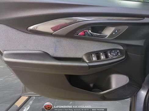 Used 2022 Chevrolet TrailBlazer LS image 14