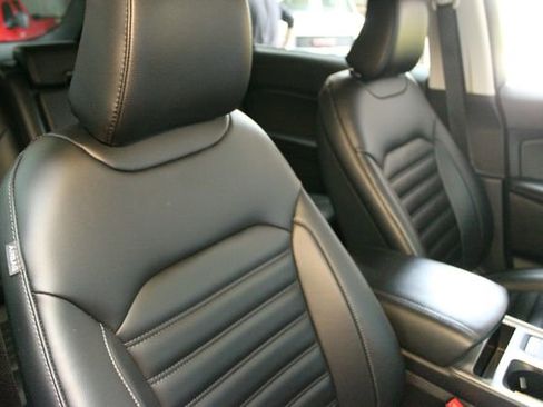 Used 2024 Ford Edge SEL w/ Convenience Package AWD/4WD image 11