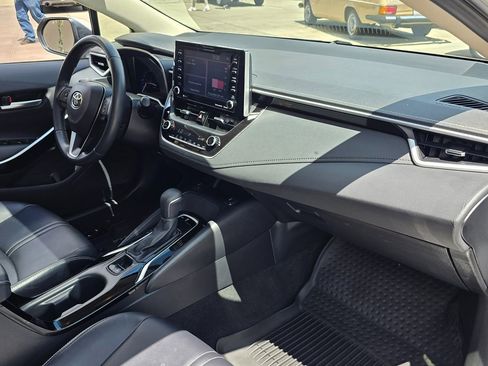 Used 2020 Toyota Corolla XLE FWD image 14