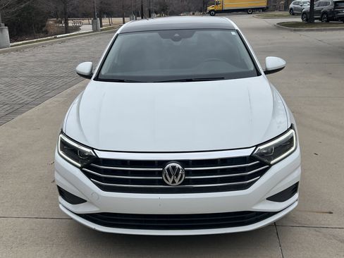 Used 2020 Volkswagen Jetta SEL image 3