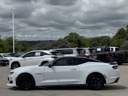Used 2021 Chevrolet Camaro SS w/ Redline Edition RWD image 3