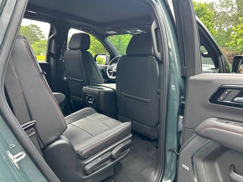 Used 2025 Chevrolet Tahoe RST w/ Comfort Package AWD/4WD image 52