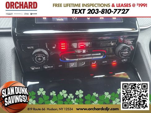 Used 2023 Jeep Grand Cherokee Altitude image 29