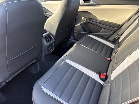 New 2026 Volkswagen Taos SEL image 11