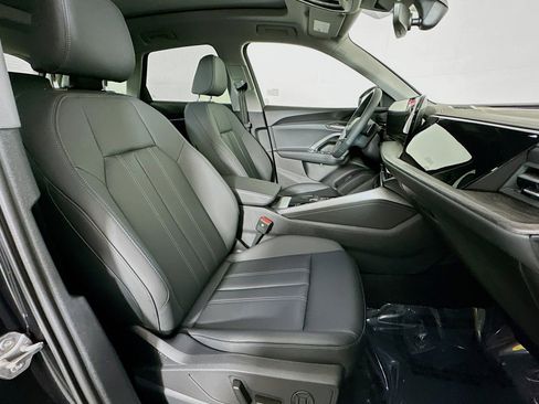 New 2025 Audi Q5 Premium image 8