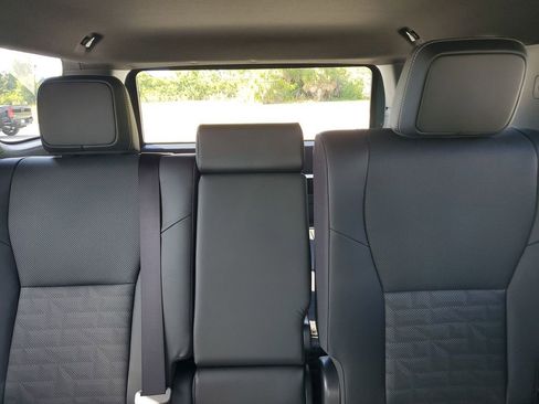 Certified 2025 Toyota 4Runner TRD Off-Road Premium image 13