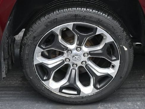 Used 2022 RAM 1500 Limited AWD/4WD image 36