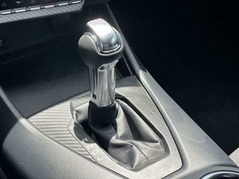 Used 2025 Ford Mustang Coupe RWD image 18