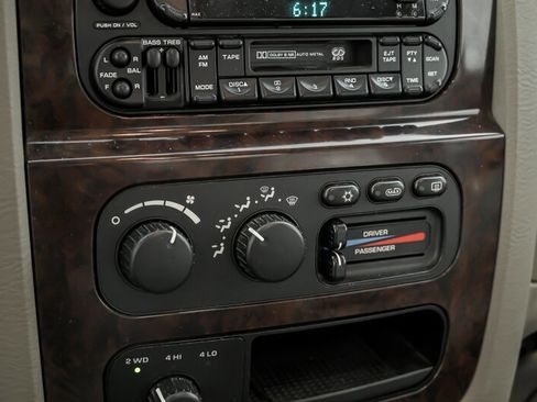 Used 2003 Dodge Ram 2500 Truck SLT image 26