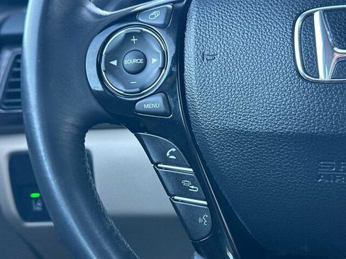 Used 2017 Honda Accord EX-L image 27