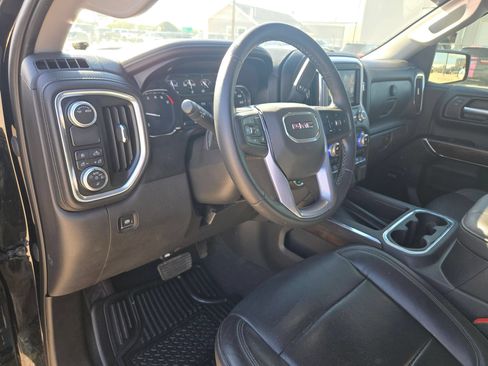 Used 2020 GMC Sierra 1500 SLT RWD image 10