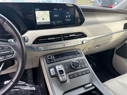 Used 2020 Hyundai Palisade Limited image 13
