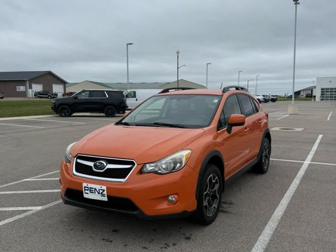 Used 2013 Subaru Crosstrek 2.0i Limited AWD/4WD image 1