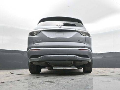Used 2024 Buick Enclave Avenir image 31