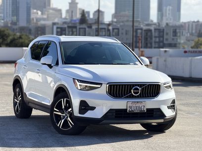 Used 2023 Volvo XC40 B5 Plus