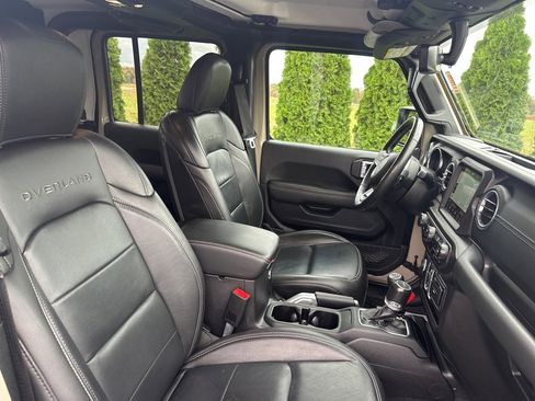 Used 2020 Jeep Gladiator Overland w/ Popular Equipment Package image 31