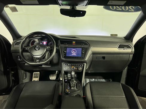 Used 2020 Volkswagen Tiguan SE R-Line AWD/4WD image 10