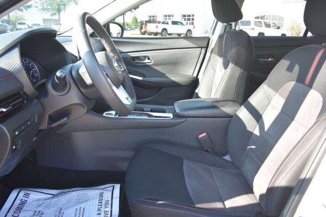 Used 2024 Nissan Sentra SR FWD image 14