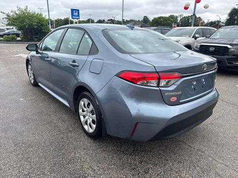 Used 2024 Toyota Corolla LE FWD image 6