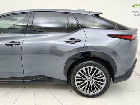 Used 2023 Lexus RZ 450e Premium w/ Accessory Package (2T) AWD/4WD image 10