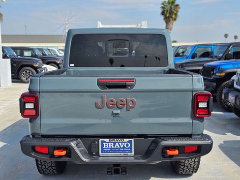 New 2026 Jeep Gladiator Mojave image 6