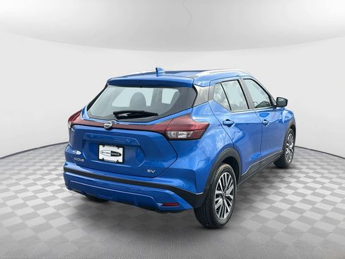 Used 2023 Nissan Kicks SV image 6