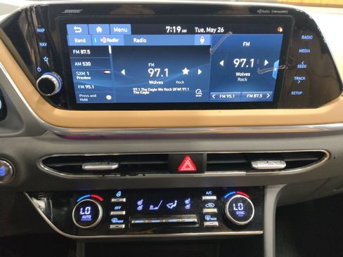 Used 2020 Hyundai Sonata Limited FWD image 25