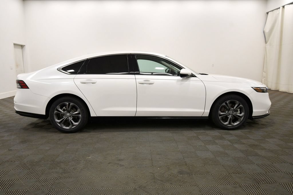 Certified 2024 Honda Accord EX-L image 9