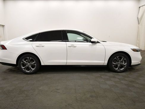 Certified 2024 Honda Accord EX-L image 9
