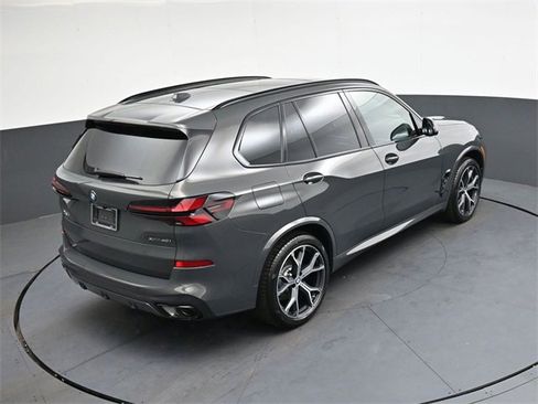 New 2026 BMW X5 xDrive40i w/ M Sport Package image 19