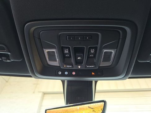 Used 2019 GMC Sierra 1500 AT4 image 22