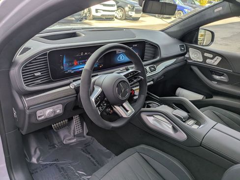 New 2026 Mercedes-Benz GLE 63 AMG S image 11