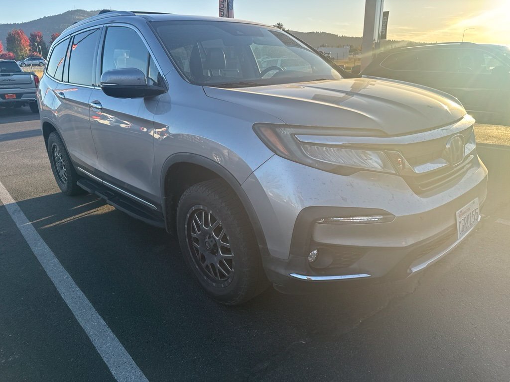 Used 2019 Honda Pilot Touring image 3
