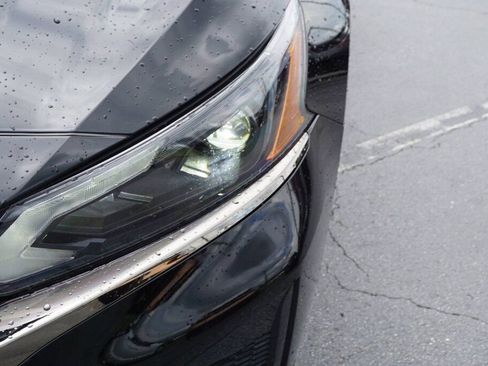 Certified 2025 Nissan Altima 2.5 SR image 11