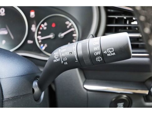 Certified 2025 MAZDA CX-30 AWD 2.5 S w/ Preferred Package image 18