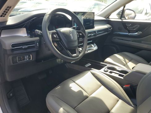 Certified 2023 Lincoln Corsair FWD w/ Equipment Group 101A image 14