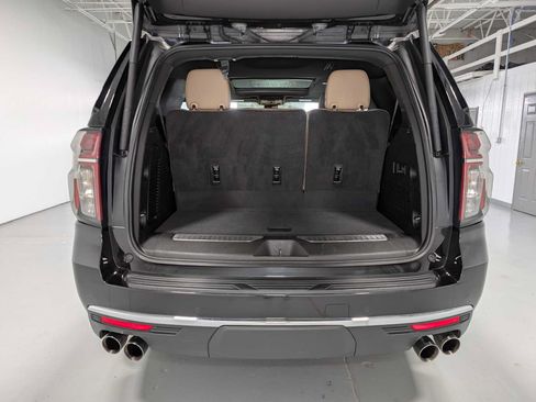 Used 2023 Chevrolet Tahoe Premier AWD/4WD image 43
