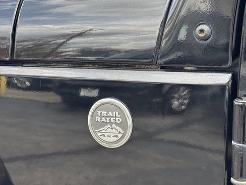 Used 2008 Jeep Wrangler Unlimited Sahara w/ Trailer Tow Group image 33