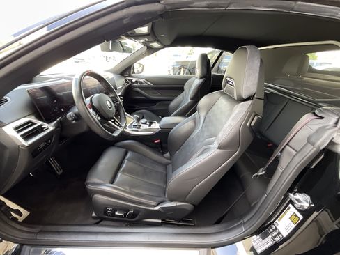 Used 2025 BMW M4 xDrive Competition AWD/4WD image 15