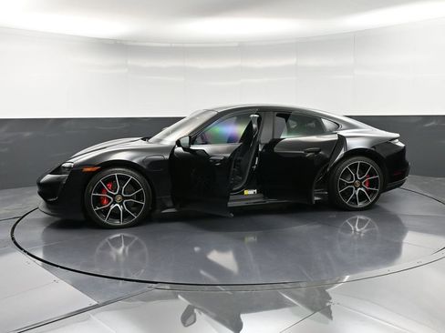 Certified 2023 Porsche Taycan 4S image 38