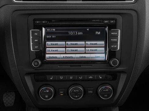 Used 2017 Volkswagen Jetta SE FWD image 10