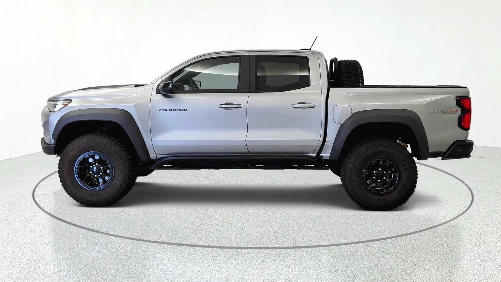Used 2024 Chevrolet Colorado ZR2 w/ ZR2 Bison Edition AWD/4WD image 5