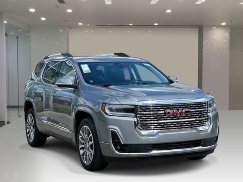 Used 2023 GMC Acadia Denali w/ Denali Technology Package AWD/4WD image 6